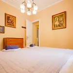 Gigi Star Elegant Private In The Heart Of The 200m From The *