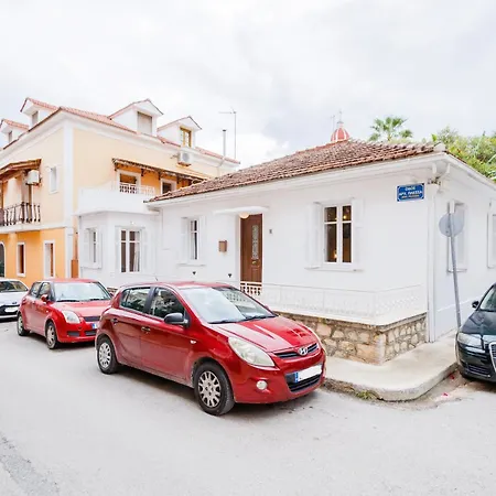 Gigi Star Elegant Private In The Heart Of The 200m From The *