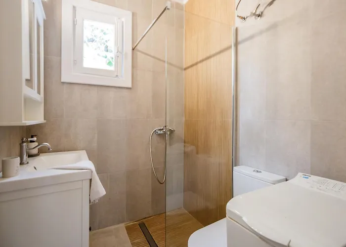 Gigi Star Elegant Private In The Heart Of The 200m From The Feriehus